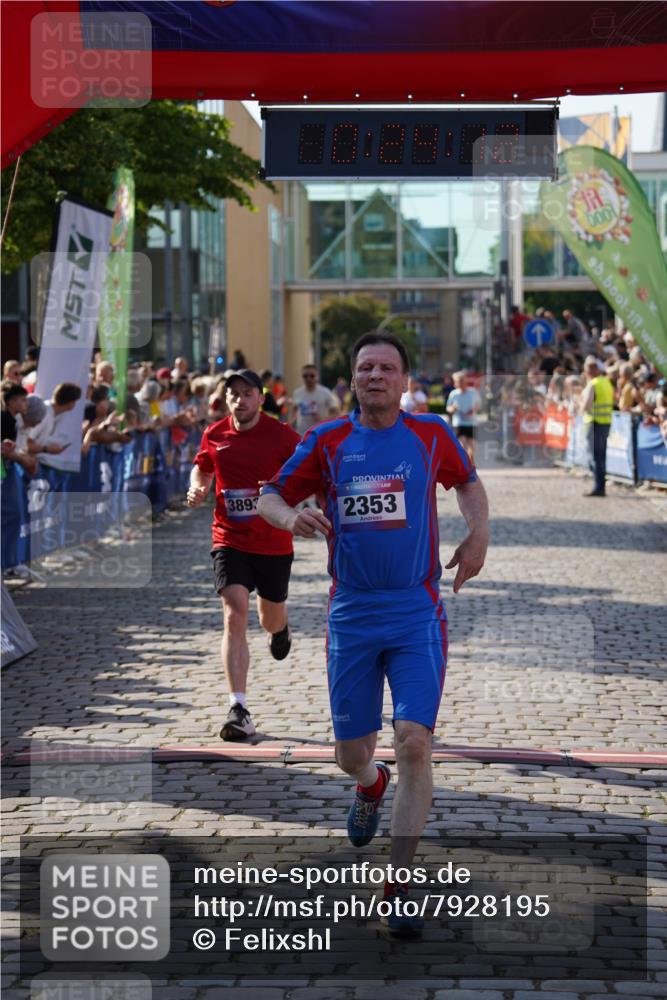13.06.2025 - Holstenköstenlauf Felixshl http://msf.ph/oto/7928195 13.06.2025 17:54:13 Laufen 2327, 2353, 3099, 3823, 3893 meine-sportfotos.de