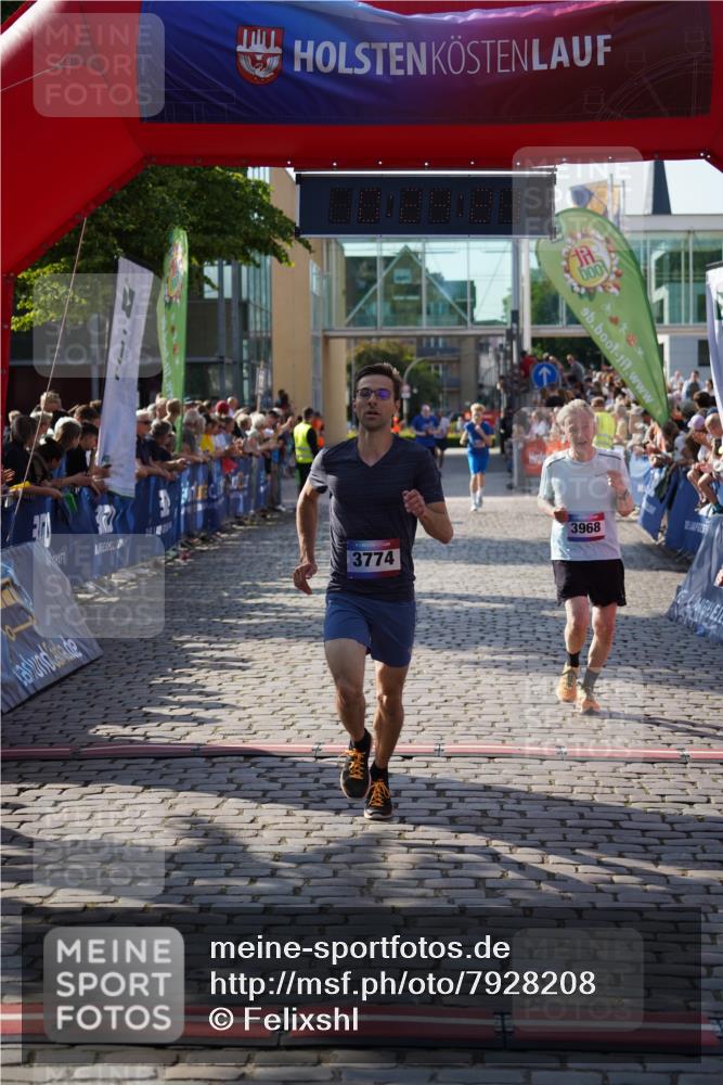 13.06.2025 - Holstenköstenlauf Felixshl http://msf.ph/oto/7928208 13.06.2025 17:54:22 Laufen 2154, 3032, 3099, 3774, 3823, 3968 meine-sportfotos.de