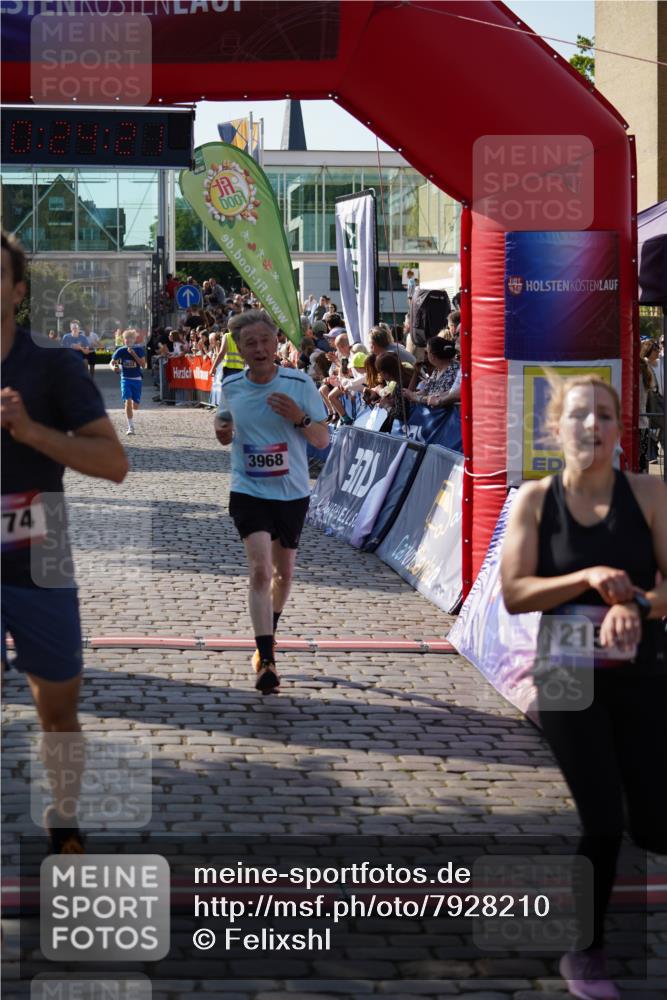 13.06.2025 - Holstenköstenlauf Felixshl http://msf.ph/oto/7928210 13.06.2025 17:54:23 Laufen 2154, 3026, 3032, 3099, 3774, 3823, 3968 meine-sportfotos.de