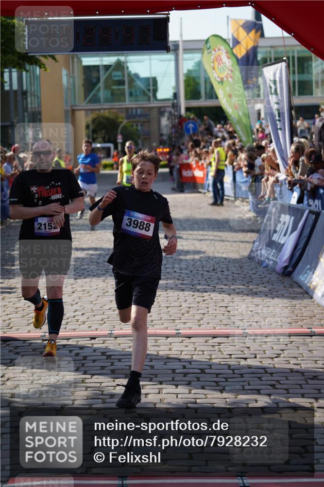 13.06.2025 - Holstenköstenlauf Felixshl http://msf.ph/oto/7928232 13.06.2025 17:54:42 Laufen 2152, 2620, 2979, 3245, 3988 meine-sportfotos.de