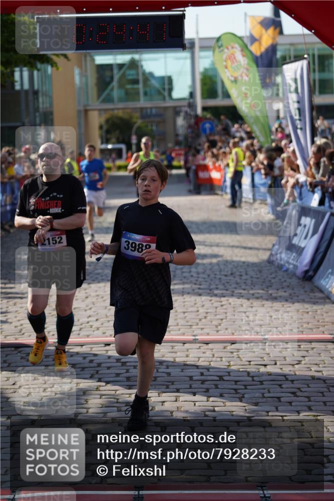 13.06.2025 - Holstenköstenlauf Felixshl http://msf.ph/oto/7928233 13.06.2025 17:54:42 Laufen 2152, 2620, 2979, 3245, 3988 meine-sportfotos.de