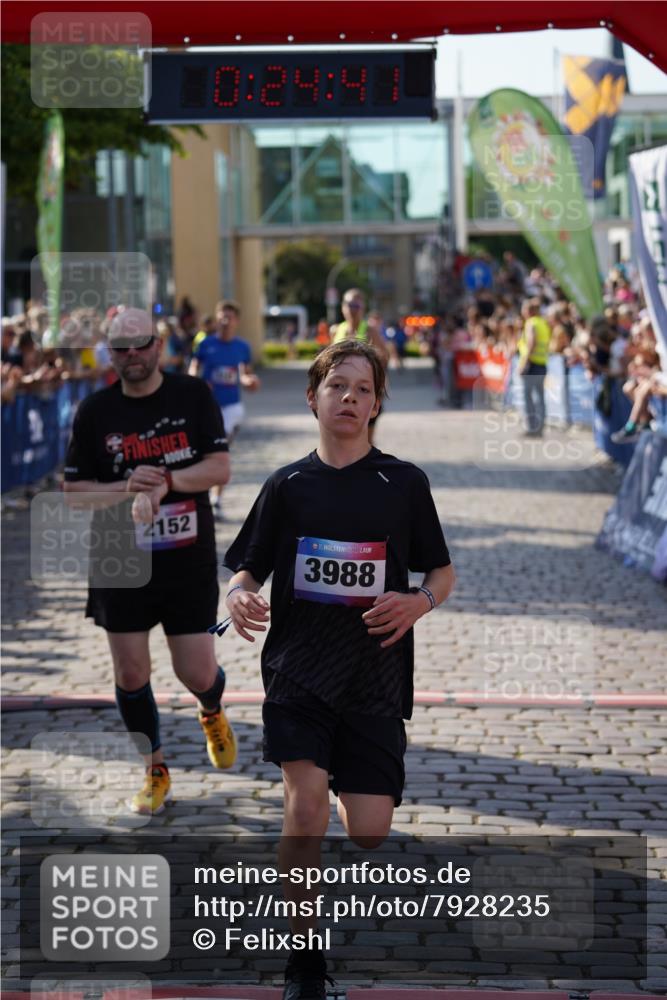 13.06.2025 - Holstenköstenlauf Felixshl http://msf.ph/oto/7928235 13.06.2025 17:54:42 Laufen 2152, 2620, 2979, 3245, 3988 meine-sportfotos.de