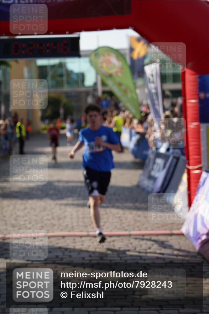 13.06.2025 - Holstenköstenlauf Felixshl http://msf.ph/oto/7928243 13.06.2025 17:54:48 Laufen 2620, 2893, 2979, 3245, 3736 meine-sportfotos.de