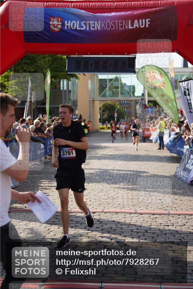 13.06.2025 - Holstenköstenlauf Felixshl http://msf.ph/oto/7928267 13.06.2025 17:55:04 Laufen 2057, 2173, 2421, 3791, 3813, 3931 meine-sportfotos.de