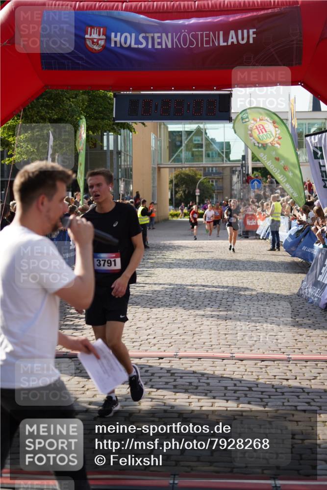 13.06.2025 - Holstenköstenlauf Felixshl http://msf.ph/oto/7928268 13.06.2025 17:55:04 Laufen 2057, 2173, 2421, 3791, 3813, 3931 meine-sportfotos.de