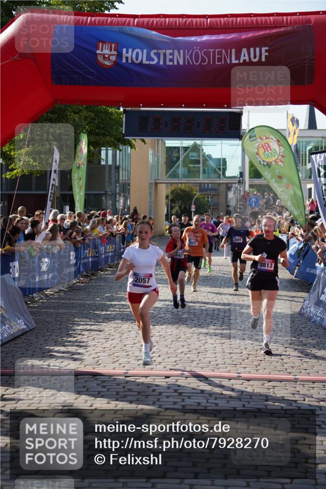 13.06.2025 - Holstenköstenlauf Felixshl http://msf.ph/oto/7928270 13.06.2025 17:55:09 Laufen 2057, 2421, 2462, 2744, 3199, 3775, 3813, 3889, 3931 meine-sportfotos.de