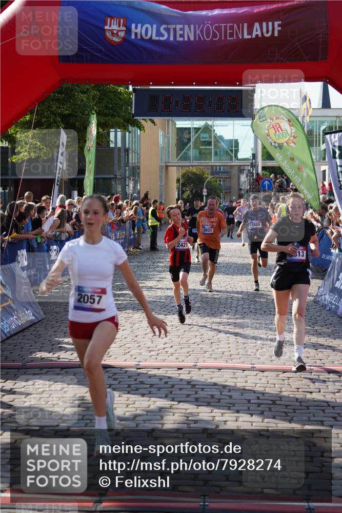 13.06.2025 - Holstenköstenlauf Felixshl http://msf.ph/oto/7928274 13.06.2025 17:55:10 Laufen 2057, 2421, 2462, 2744, 3199, 3775, 3813, 3889, 3931 meine-sportfotos.de