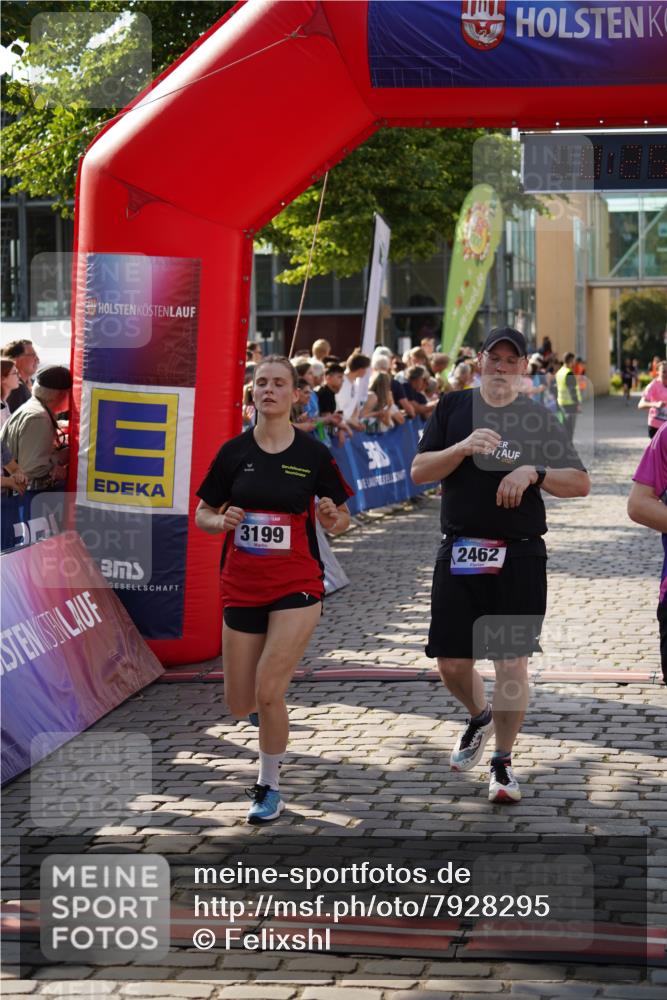 13.06.2025 - Holstenköstenlauf Felixshl http://msf.ph/oto/7928295 13.06.2025 17:55:16 Laufen 2355, 2462, 2675, 2744, 2981, 3199, 3642, 3775, 3889, 3931 meine-sportfotos.de