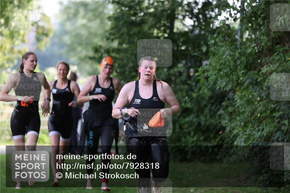 15.06.2025 - 7 Türme Triathlon Michael Strokosch http://msf.ph/oto/7928318 15.06.2025 09:15:33 Schwimmen 86, 97, 98, 99, 100 meine-sportfotos.de