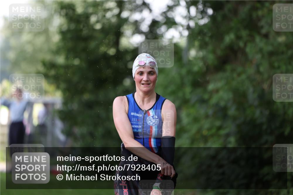 15.06.2025 - 7 Türme Triathlon Michael Strokosch http://msf.ph/oto/7928405 15.06.2025 09:16:32 Schwimmen 101, 102, 104, 105, 106, 107, 108 meine-sportfotos.de