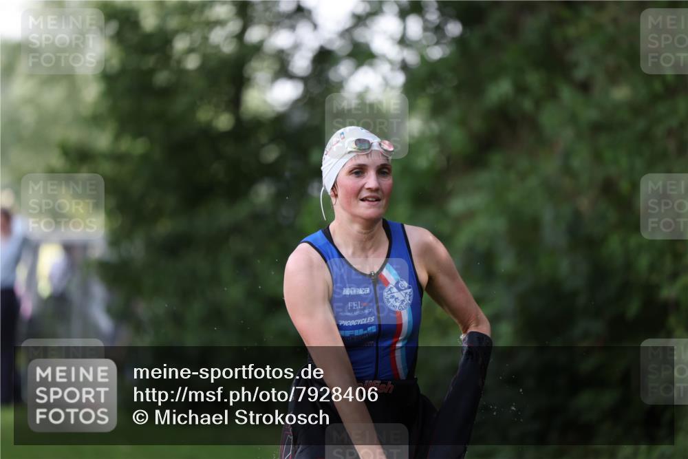 15.06.2025 - 7 Türme Triathlon Michael Strokosch http://msf.ph/oto/7928406 15.06.2025 09:16:33 Schwimmen 101, 102, 104, 105, 106, 107, 108 meine-sportfotos.de