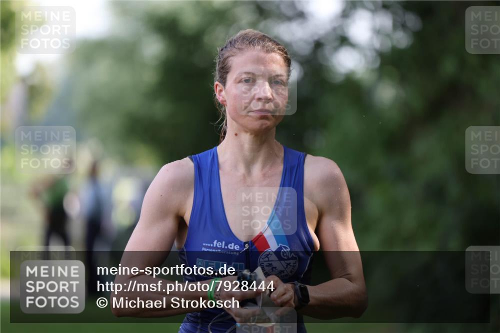 15.06.2025 - 7 Türme Triathlon Michael Strokosch http://msf.ph/oto/7928444 15.06.2025 09:17:36 Schwimmen 11, 12, 13, 14, 103 meine-sportfotos.de