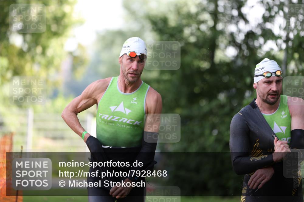 15.06.2025 - 7 Türme Triathlon Michael Strokosch http://msf.ph/oto/7928468 15.06.2025 09:17:47 Schwimmen 11, 12, 13, 14 meine-sportfotos.de