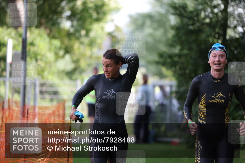 15.06.2025 - 7 Türme Triathlon Michael Strokosch http://msf.ph/oto/7928488 15.06.2025 09:18:20 Schwimmen 113, 114, 115 meine-sportfotos.de