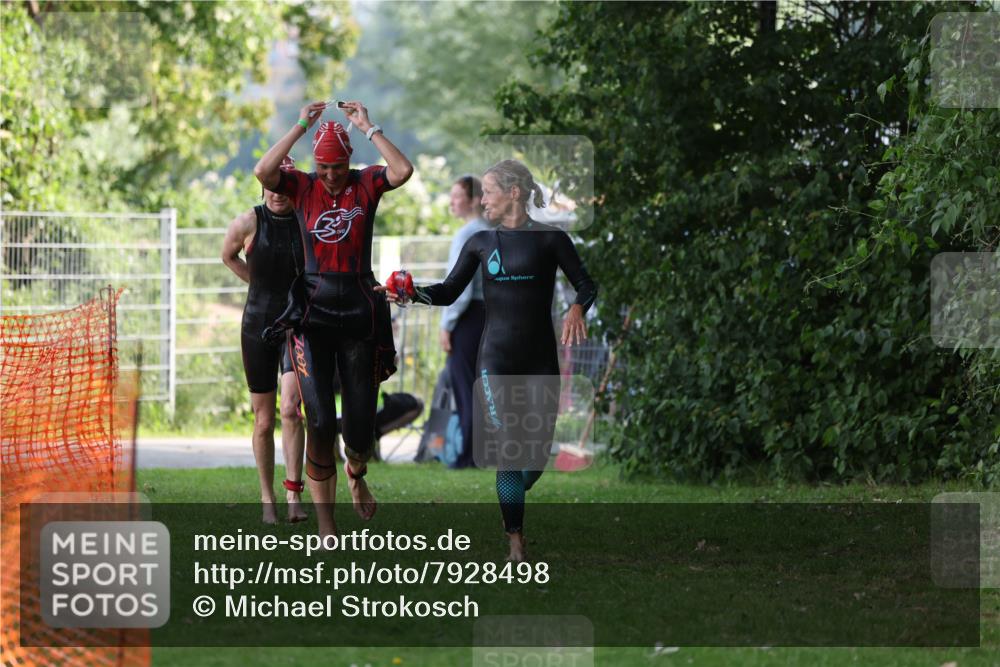 15.06.2025 - 7 Türme Triathlon Michael Strokosch http://msf.ph/oto/7928498 15.06.2025 09:19:20 Schwimmen 27, 30, 89, 90, 91 meine-sportfotos.de