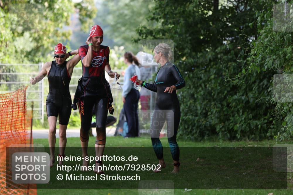 15.06.2025 - 7 Türme Triathlon Michael Strokosch http://msf.ph/oto/7928502 15.06.2025 09:19:20 Schwimmen 27, 30, 89, 90, 91 meine-sportfotos.de