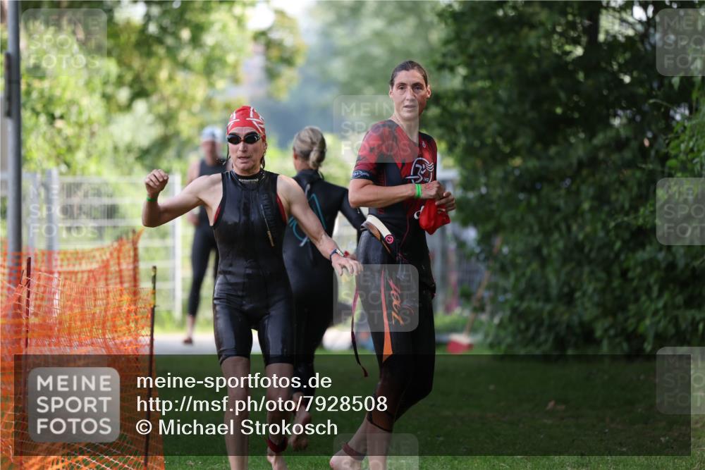 15.06.2025 - 7 Türme Triathlon Michael Strokosch http://msf.ph/oto/7928508 15.06.2025 09:19:23 Schwimmen 27, 30, 89, 90, 91 meine-sportfotos.de