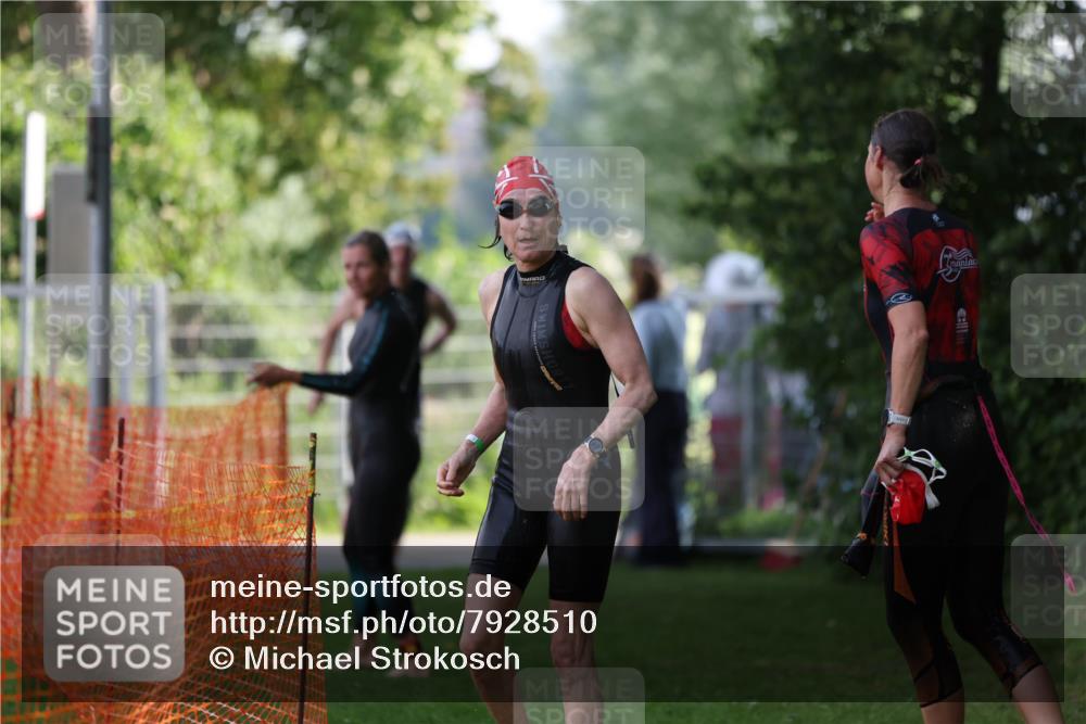 15.06.2025 - 7 Türme Triathlon Michael Strokosch http://msf.ph/oto/7928510 15.06.2025 09:19:24 Schwimmen 27, 30, 89, 90, 91 meine-sportfotos.de