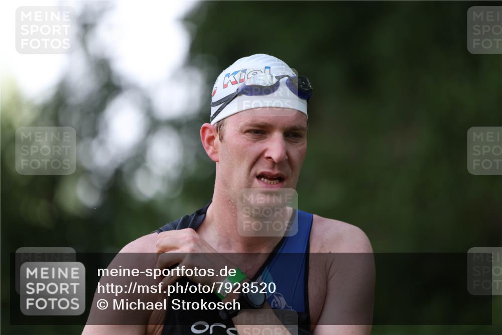 15.06.2025 - 7 Türme Triathlon Michael Strokosch http://msf.ph/oto/7928520 15.06.2025 09:19:31 Schwimmen 26, 27, 30, 89, 90, 91 meine-sportfotos.de