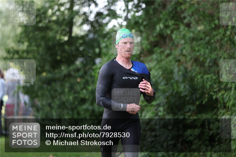 15.06.2025 - 7 Türme Triathlon Michael Strokosch http://msf.ph/oto/7928530 15.06.2025 09:19:36 Schwimmen 26, 27, 30, 31, 89, 90, 91 meine-sportfotos.de