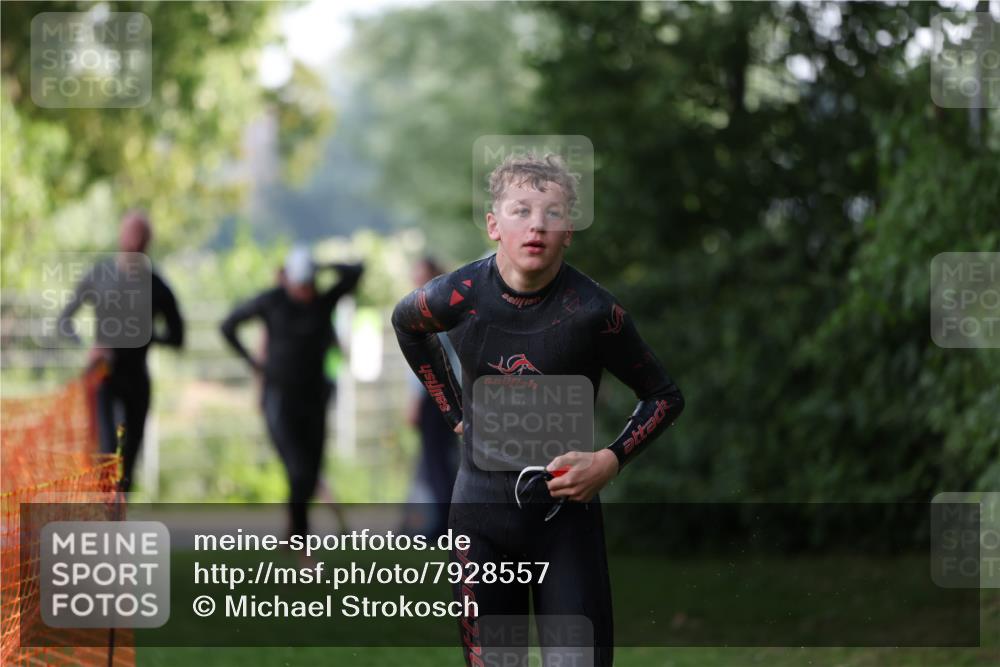 15.06.2025 - 7 Türme Triathlon Michael Strokosch http://msf.ph/oto/7928557 15.06.2025 09:19:53 Schwimmen 26, 28, 31, 32, 33, 34, 35, 74 meine-sportfotos.de