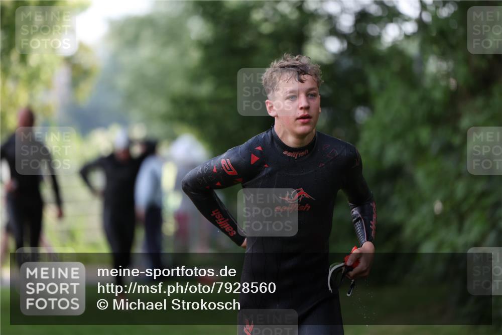 15.06.2025 - 7 Türme Triathlon Michael Strokosch http://msf.ph/oto/7928560 15.06.2025 09:19:53 Schwimmen 26, 28, 31, 32, 33, 34, 35, 74 meine-sportfotos.de