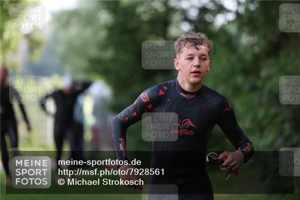 15.06.2025 - 7 Türme Triathlon Michael Strokosch http://msf.ph/oto/7928561 15.06.2025 09:19:54 Schwimmen 26, 28, 31, 32, 33, 34, 35, 74 meine-sportfotos.de