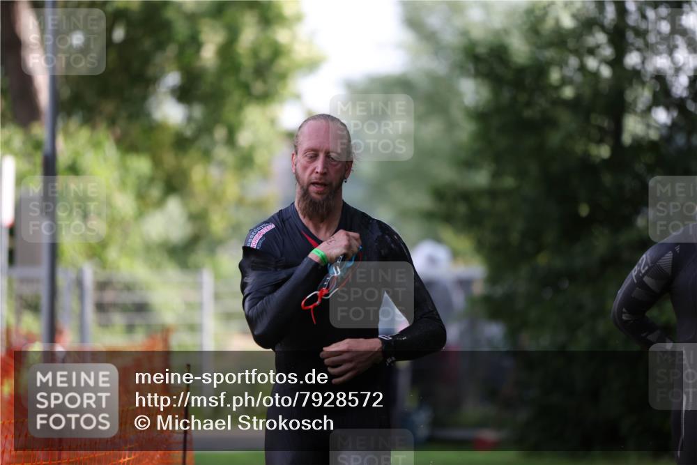 15.06.2025 - 7 Türme Triathlon Michael Strokosch http://msf.ph/oto/7928572 15.06.2025 09:19:57 Schwimmen 26, 28, 31, 32, 33, 34, 35, 74 meine-sportfotos.de