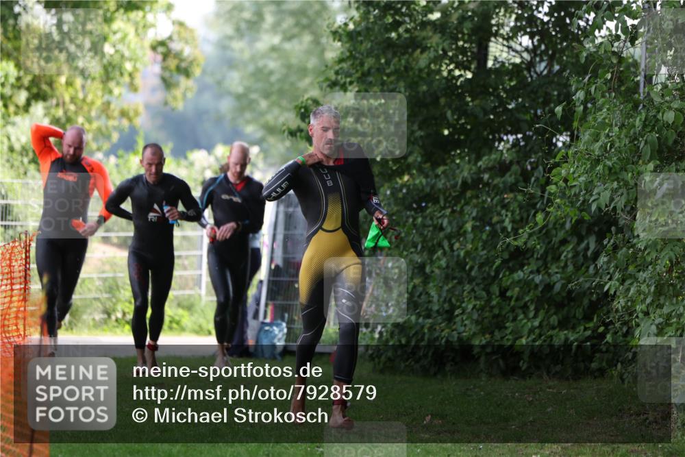 15.06.2025 - 7 Türme Triathlon Michael Strokosch http://msf.ph/oto/7928579 15.06.2025 09:20:04 Schwimmen 28, 32, 33, 34, 35, 74 meine-sportfotos.de