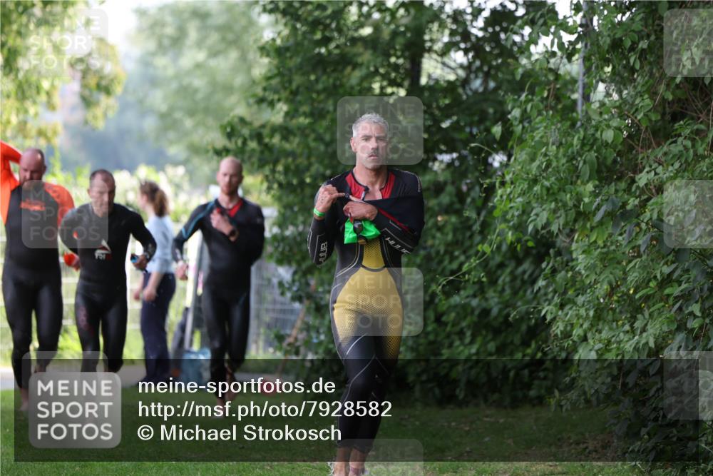 15.06.2025 - 7 Türme Triathlon Michael Strokosch http://msf.ph/oto/7928582 15.06.2025 09:20:05 Schwimmen 28, 32, 33, 34, 35, 74 meine-sportfotos.de