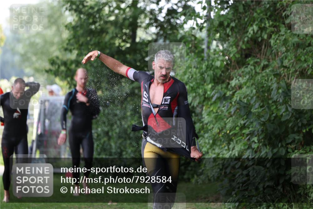 15.06.2025 - 7 Türme Triathlon Michael Strokosch http://msf.ph/oto/7928584 15.06.2025 09:20:06 Schwimmen 28, 32, 33, 34, 35, 74 meine-sportfotos.de