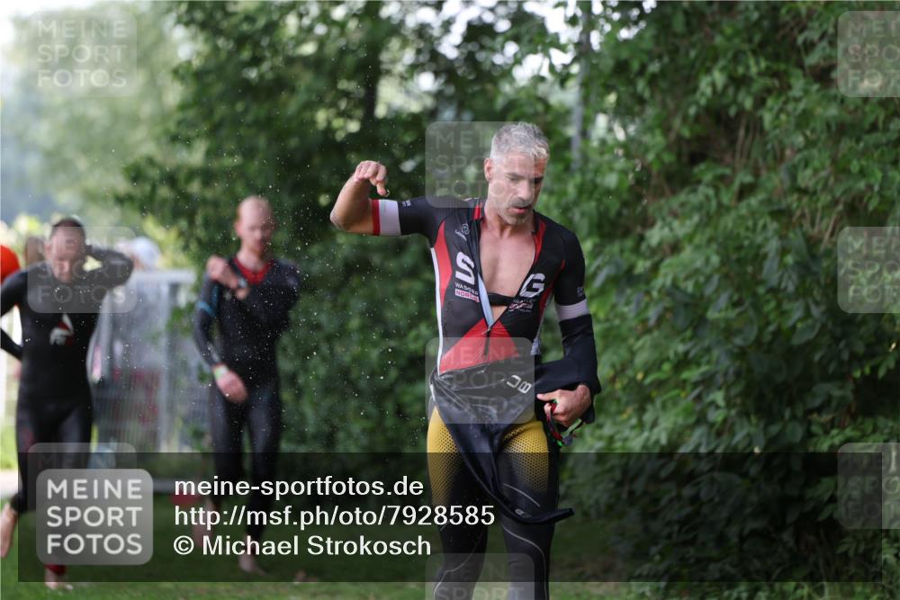 15.06.2025 - 7 Türme Triathlon Michael Strokosch http://msf.ph/oto/7928585 15.06.2025 09:20:06 Schwimmen 28, 32, 33, 34, 35, 74 meine-sportfotos.de