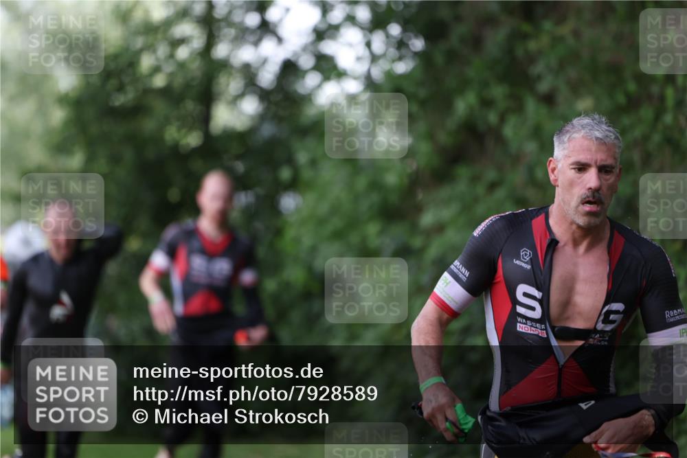 15.06.2025 - 7 Türme Triathlon Michael Strokosch http://msf.ph/oto/7928589 15.06.2025 09:20:08 Schwimmen 28, 32, 34, 35, 74, 80 meine-sportfotos.de