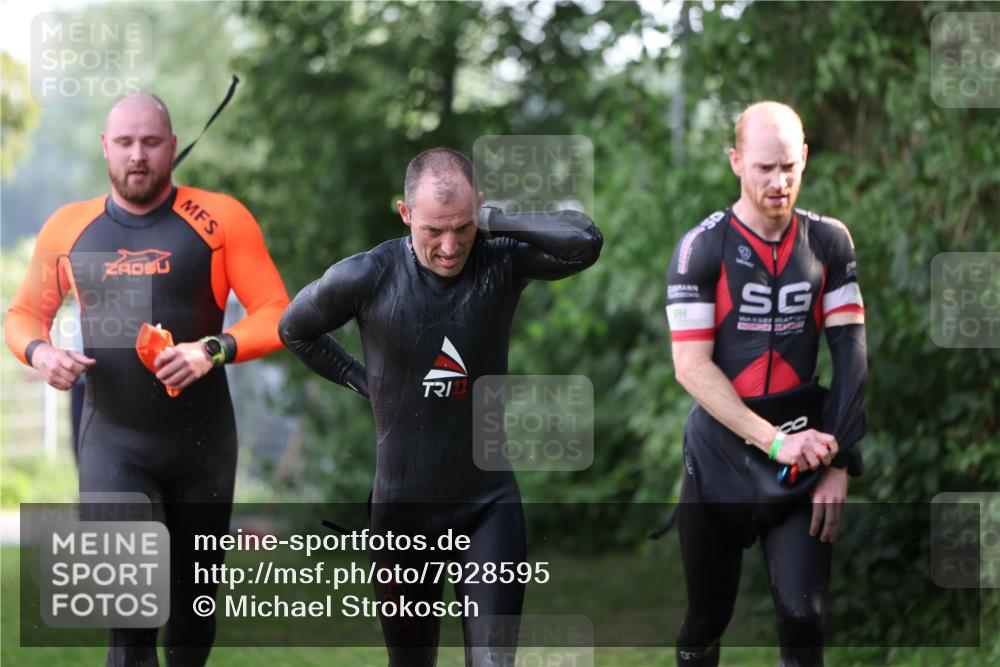 15.06.2025 - 7 Türme Triathlon Michael Strokosch http://msf.ph/oto/7928595 15.06.2025 09:20:09 Schwimmen 28, 29, 32, 34, 35, 74, 80 meine-sportfotos.de
