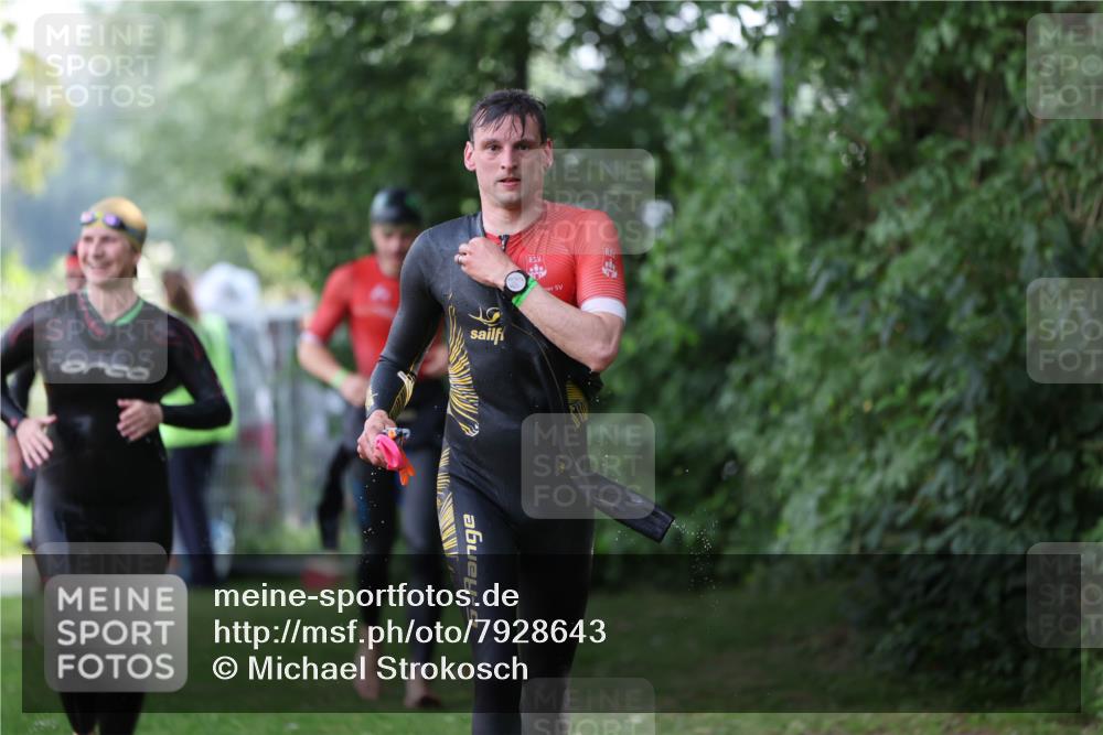 15.06.2025 - 7 Türme Triathlon Michael Strokosch http://msf.ph/oto/7928643 15.06.2025 09:20:37 Schwimmen 29, 71, 72, 73, 75, 76, 78, 80, 85, 87, 88, 96 meine-sportfotos.de