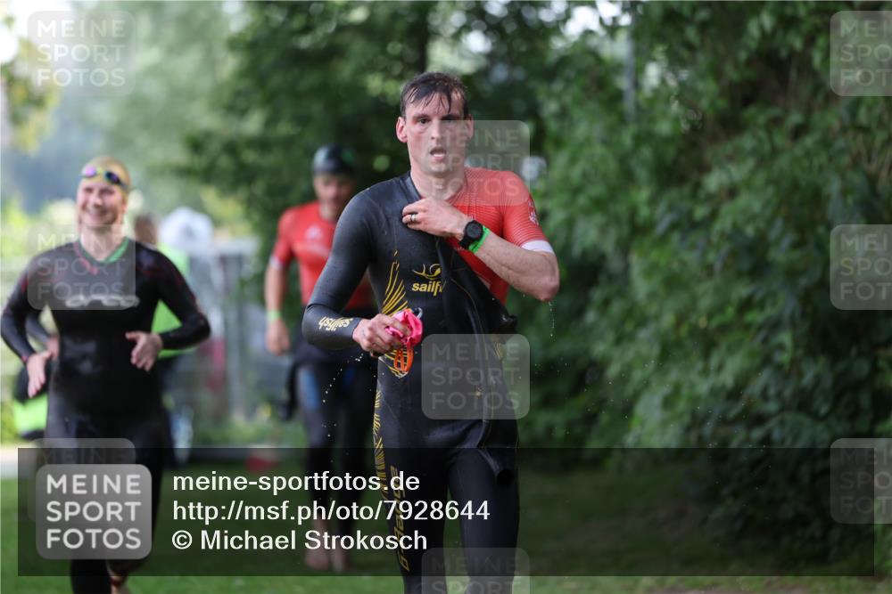 15.06.2025 - 7 Türme Triathlon Michael Strokosch http://msf.ph/oto/7928644 15.06.2025 09:20:37 Schwimmen 29, 71, 72, 73, 75, 76, 78, 80, 85, 87, 88, 96 meine-sportfotos.de