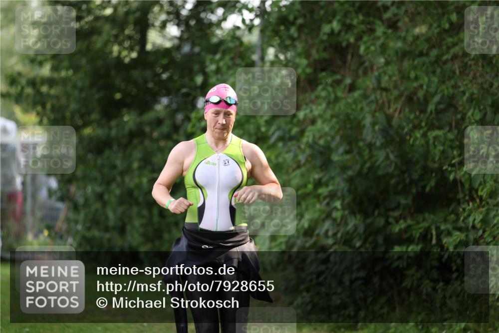 15.06.2025 - 7 Türme Triathlon Michael Strokosch http://msf.ph/oto/7928655 15.06.2025 09:20:43 Schwimmen 71, 72, 73, 75, 78, 85, 87, 88, 96 meine-sportfotos.de