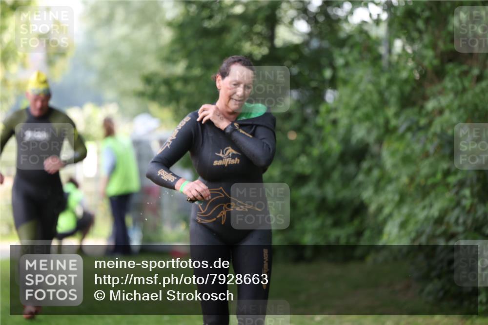 15.06.2025 - 7 Türme Triathlon Michael Strokosch http://msf.ph/oto/7928663 15.06.2025 09:20:46 Schwimmen 71, 72, 73, 75, 78, 85, 87, 88 meine-sportfotos.de
