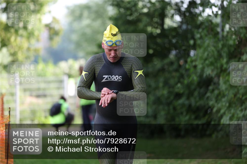 15.06.2025 - 7 Türme Triathlon Michael Strokosch http://msf.ph/oto/7928672 15.06.2025 09:20:49 Schwimmen 71, 75, 78, 85, 87, 88 meine-sportfotos.de