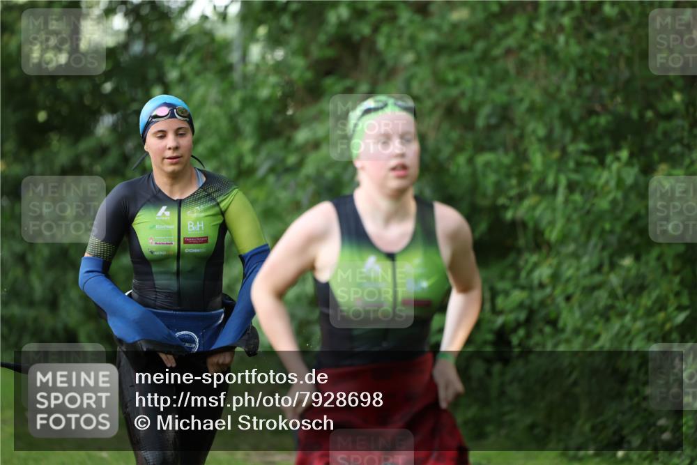15.06.2025 - 7 Türme Triathlon Michael Strokosch http://msf.ph/oto/7928698 15.06.2025 09:21:14 Schwimmen 109, 110, 111, 112, 121, 122, 123, 124 meine-sportfotos.de