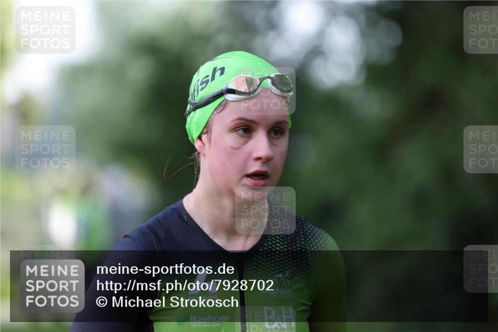 15.06.2025 - 7 Türme Triathlon Michael Strokosch http://msf.ph/oto/7928702 15.06.2025 09:21:17 Schwimmen 109, 110, 111, 112, 121, 122, 123, 124 meine-sportfotos.de