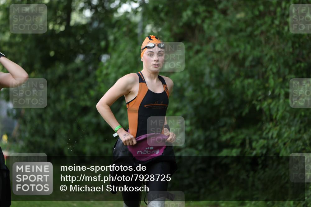 15.06.2025 - 7 Türme Triathlon Michael Strokosch http://msf.ph/oto/7928725 15.06.2025 09:21:41 Schwimmen 6, 7, 36, 61, 63, 65, 93, 94, 95 meine-sportfotos.de