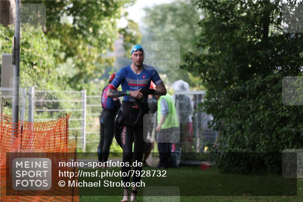 15.06.2025 - 7 Türme Triathlon Michael Strokosch http://msf.ph/oto/7928732 15.06.2025 09:21:46 Schwimmen 6, 7, 36, 61, 63, 65, 93, 94, 95, 117, 118, 119 meine-sportfotos.de