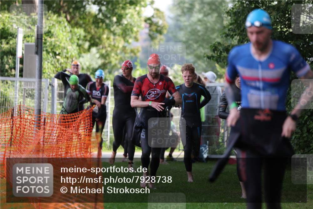 15.06.2025 - 7 Türme Triathlon Michael Strokosch http://msf.ph/oto/7928738 15.06.2025 09:21:51 Schwimmen 6, 7, 36, 61, 63, 65, 117, 118, 119 meine-sportfotos.de