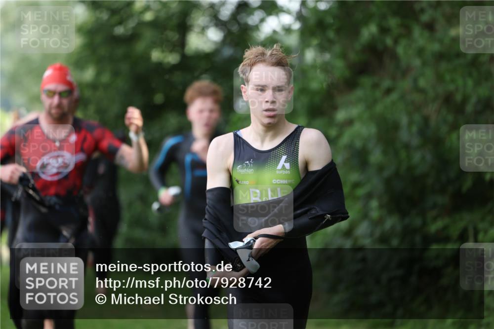 15.06.2025 - 7 Türme Triathlon Michael Strokosch http://msf.ph/oto/7928742 15.06.2025 09:21:54 Schwimmen 6, 7, 9, 36, 61, 63, 65, 117, 118, 119 meine-sportfotos.de