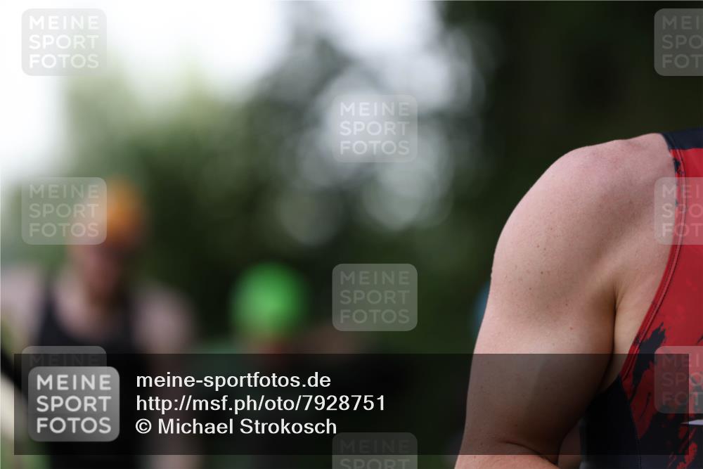 15.06.2025 - 7 Türme Triathlon Michael Strokosch http://msf.ph/oto/7928751 15.06.2025 09:21:59 Schwimmen 6, 7, 9, 36, 61, 62, 63, 65, 117, 118, 119 meine-sportfotos.de