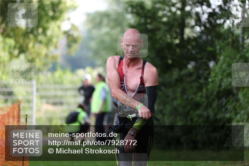 15.06.2025 - 7 Türme Triathlon Michael Strokosch http://msf.ph/oto/7928772 15.06.2025 09:22:12 Schwimmen 9, 38, 62, 64, 117, 118, 119 meine-sportfotos.de