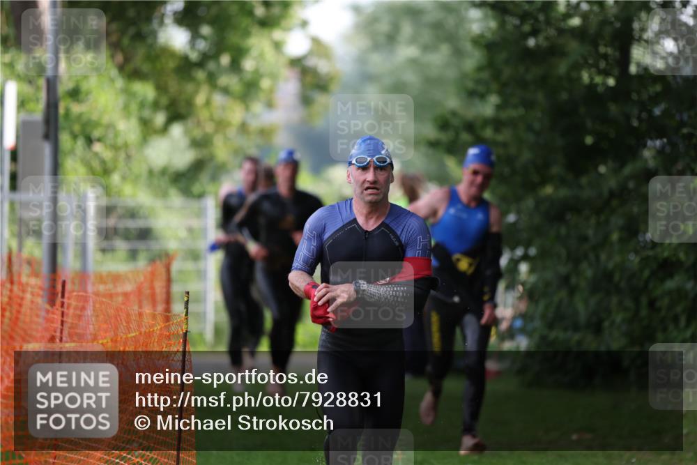 15.06.2025 - 7 Türme Triathlon Michael Strokosch http://msf.ph/oto/7928831 15.06.2025 09:23:40 Schwimmen 18, 46, 47, 48, 49 meine-sportfotos.de