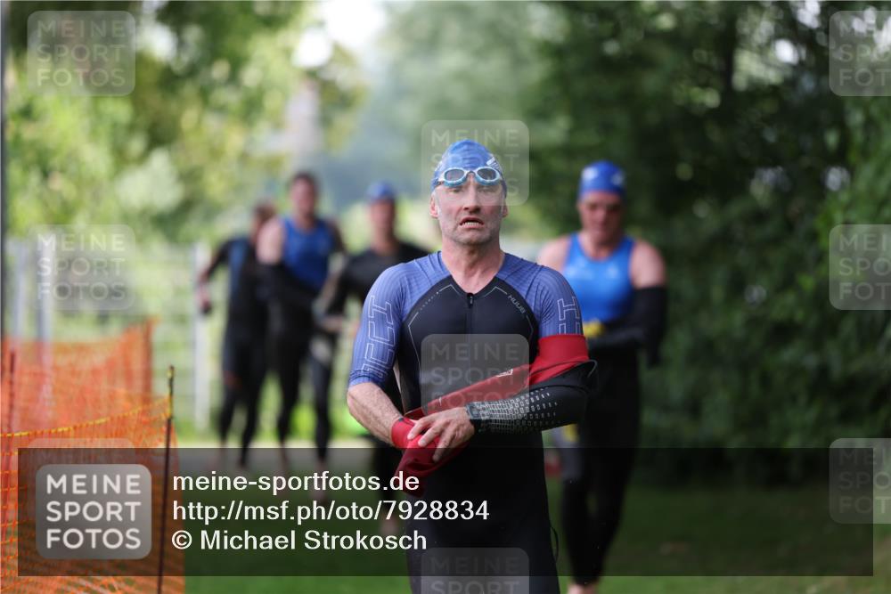 15.06.2025 - 7 Türme Triathlon Michael Strokosch http://msf.ph/oto/7928834 15.06.2025 09:23:41 Schwimmen 18, 46, 47, 48, 49 meine-sportfotos.de
