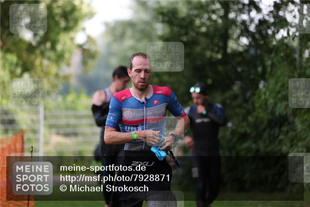 15.06.2025 - 7 Türme Triathlon Michael Strokosch http://msf.ph/oto/7928871 15.06.2025 09:24:14 Schwimmen 1, 17, 20, 39, 40 meine-sportfotos.de